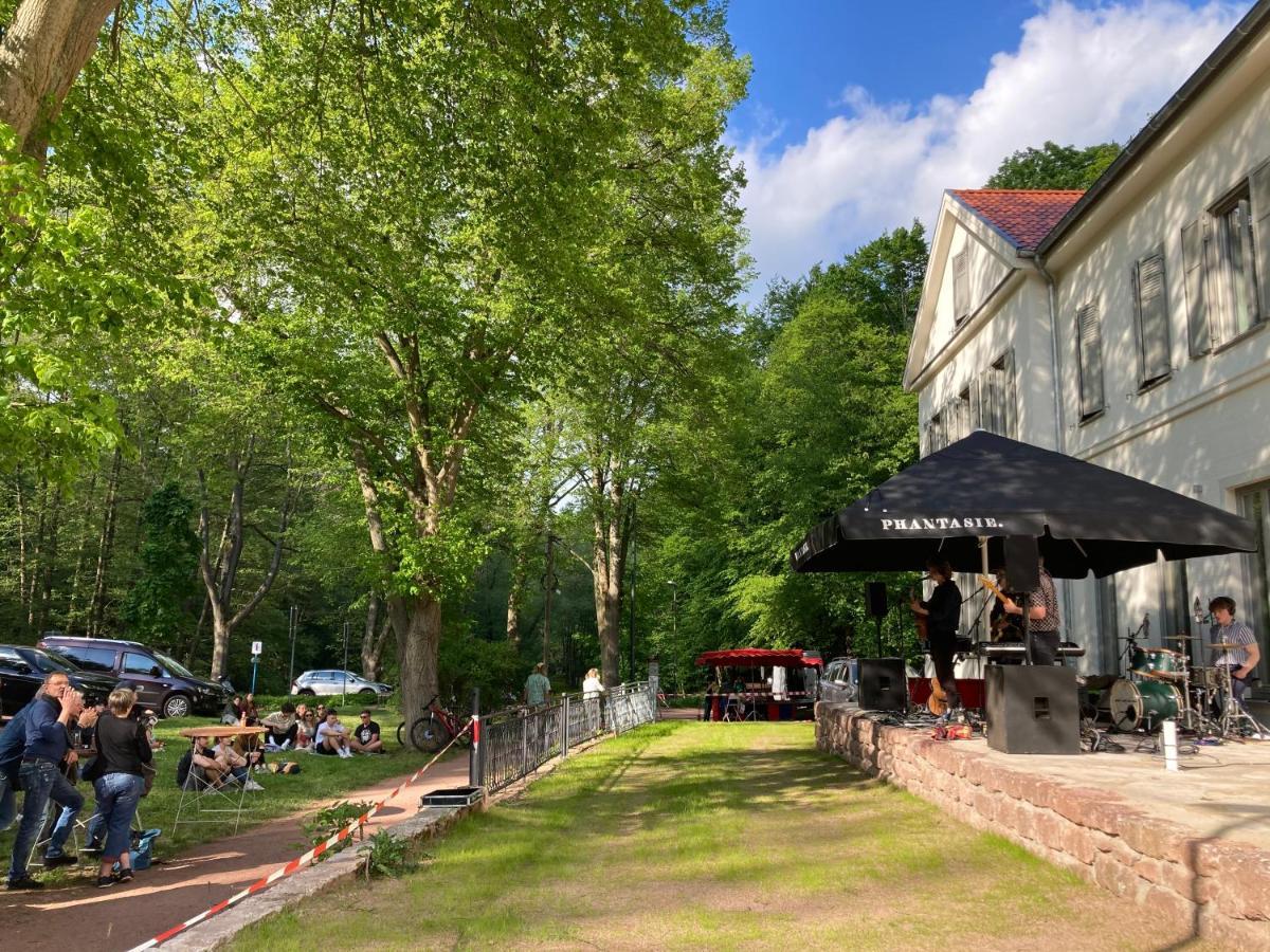 Aparthotel Gästehaus Phantasie Eisenach Exterior foto